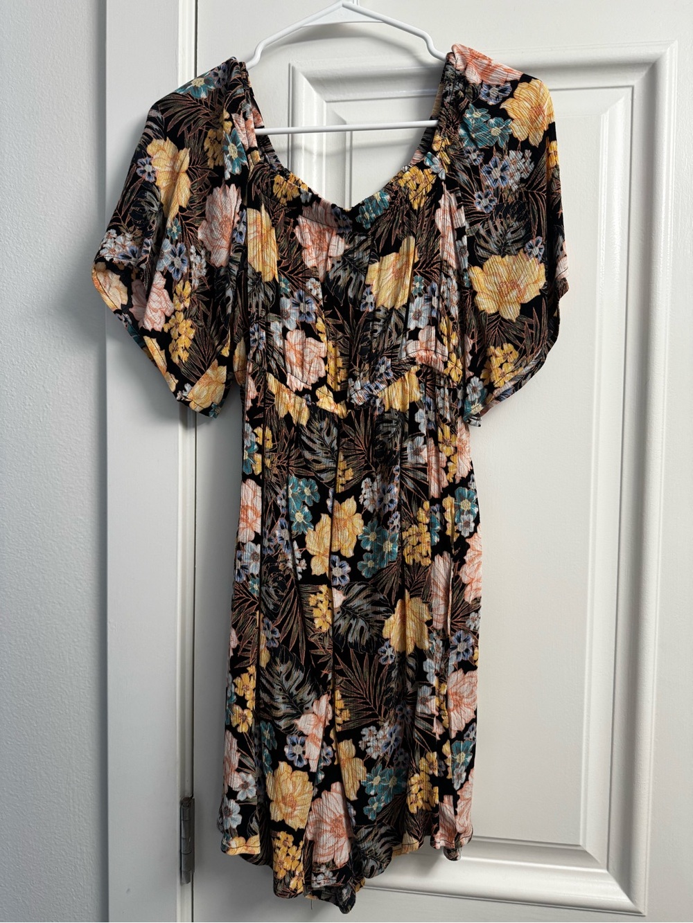 O’Neill floral romper size S